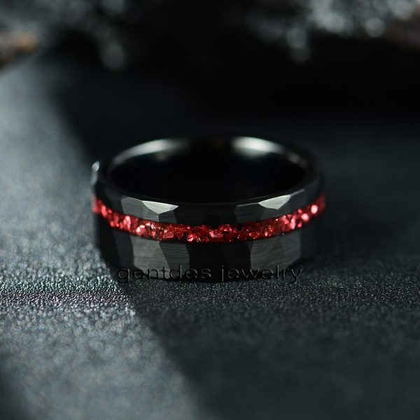 8MM Tungsten Band, Matte Brushed, Hammered Ring, Crushed Red Glass Stones, Wedding Band - 图片 5