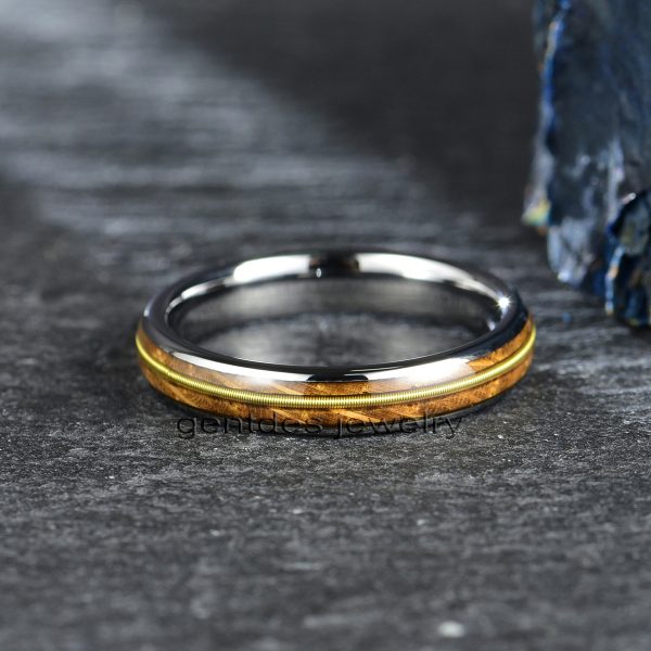 Gold Guitar String Ring, Tungsten Engagement Ring, Wooden ring for men, 8mm Comfort Fit Mens Ring, His And Hers Wedding Ring - 图片 2
