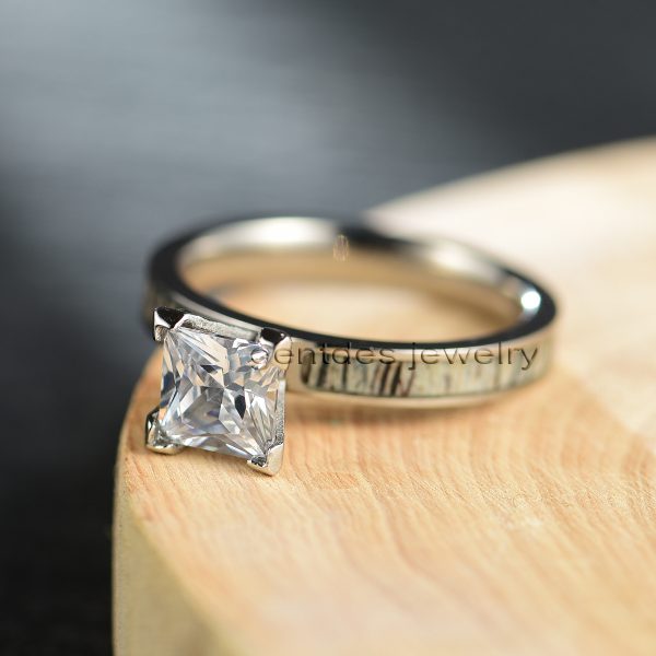 Titanium Ring Sliver,  Engagement Band, 4MM Comfort Fit, Antler Ring, CZ Stone Ring, Promise Ring - 图片 3